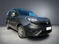 Antracite(met.) Usata 2022 Fiat Doblò Lounge Monovolume | 13.400 € (Ottimo prezzo)