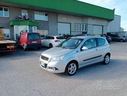 Argento Usata 2010 Chevrolet Aveo Tre volumi | 4000 €