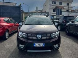 Marrone Usata 2017 Dacia Sandero Stepway Tre volumi | 9500 € (Buon prezzo)