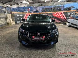 Nero Usata 2022 Peugeot 208 Active Due volumi | 12.990 € (Buon prezzo)