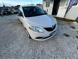 Beige Usata 2017 Lancia Ypsilon Gold Due volumi | 9999 € (Buon prezzo)