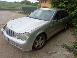 Grigio Usata 2001 Mercedes C220 Station wagon | 350 € (Super prezzo)