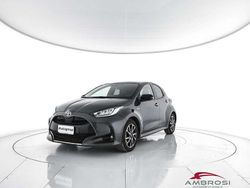 Grigio Usata 2020 Toyota Yaris Hybrid Lounge Tre volumi | 15.136 € (Buon prezzo)