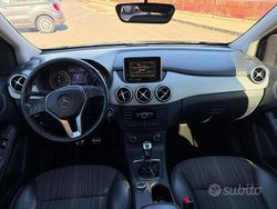 Grigio Usata 2014 Mercedes B200 Monovolume | 10.800 €