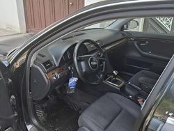 Nero Usata 2002 Audi A4 Tre volumi | 700 € (Super prezzo)