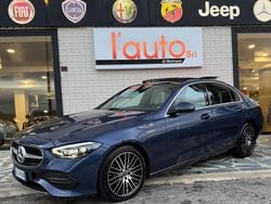 Blu Usata 2024 Mercedes C220 AMG Line Premium Plus Tre volumi | 43.900 € (Buon prezzo)