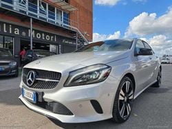 Argento Usata 2015 Mercedes A180 Premium Tre volumi | 13.390 € (Buon prezzo)