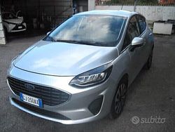 Grigio Usata 2022 Ford Fiesta Tre volumi | 12.700 € (Buon prezzo)