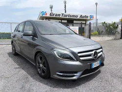 Grigio Usata 2014 Mercedes B180 Premium Monovolume | 11.500 € (Buon prezzo)