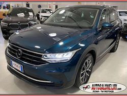 Blu/azzurro Usata 2023 VW Tiguan Life SUV | 27.900 € (Buon prezzo)