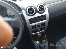 Usata 2010 Dacia Sandero Due volumi | 1450 € (Super prezzo)
