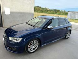 Blu/azzurro Usata 2014 Audi A3 Sportback g-tron Ambition Due volumi | 12.000 € (Cara)