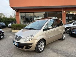 Oro Usata 2004 Lancia Musa Monovolume | 2800 € (Cara)