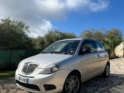 Usata 2011 Lancia Ypsilon Due volumi | 3700 €