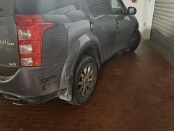 Grigio Usata 2017 Mahindra XUV500 SUV | 11.000 € (Buon prezzo)