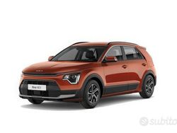 Grigio Nuova 2025 Kia Niro Style SUV | 31.800 € (Buon prezzo)
