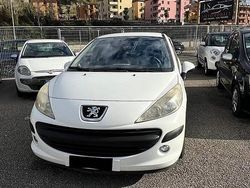 Bianco Usata 2009 Peugeot 207 Sport Tre volumi | 2490 € (Buon prezzo)
