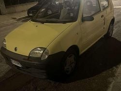 Giallo Usata 2005 Fiat 600 Active Tre volumi | 1400 € (Buon prezzo)