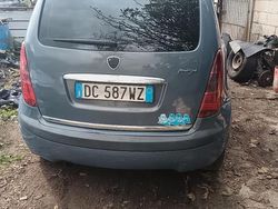 Grigio Usata 2007 Lancia Musa Monovolume | 1800 €