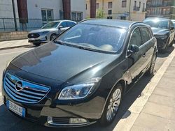 Nero Usata 2011 Opel Insignia Station wagon | 5000 €