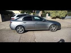 Usata 2011 Alfa Romeo 159 Tre volumi | 3500 € (Ottimo prezzo)