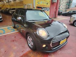 Nero Usata 2015 Mini Cooper Due volumi | 10.900 € (Buon prezzo)