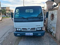 Bianco Usata 2005 Nissan Cabstar Pick-up | 9999 € (Molto cara)