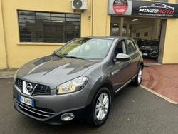 Grigio Usata 2012 Nissan Qashqai Tekna SUV | 6900 € (Buon prezzo)