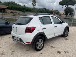 Bianco Usata 2020 Dacia Sandero Comfort Due volumi | 12.700 € (Cara)