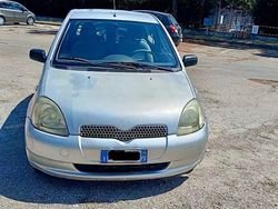 Usata 1999 Toyota Yaris | 700 € (Buon prezzo)