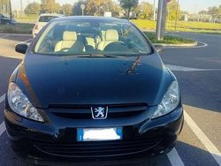 Usata 2004 Peugeot 307 CC Cabrio | 1450 € (Ottimo prezzo)