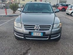 Usata 2006 VW Touareg Exclusive SUV | 5600 € (Cara)