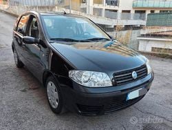 Nero Usata 2007 Fiat Punto Dynamic Due volumi | 3000 € (Buon prezzo)