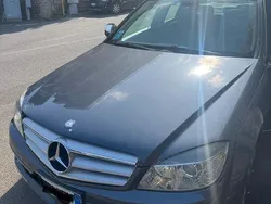 Usata 2007 Mercedes C220 Avantgarde Tre volumi | 6300 € (Buon prezzo)