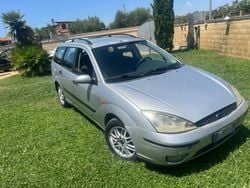 Argento Usata 2002 Ford Focus Station wagon | 1100 € (Buon prezzo)