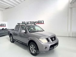Grigio Usata 2015 Nissan Navara Platinum Pick-up | 20.600 € (Cara)
