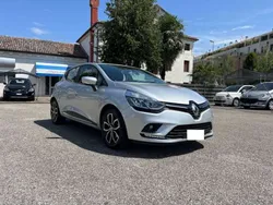 Grigio metallizzato Usata 2018 Renault Clio IV Zen Tre volumi | 9500 € (Buon prezzo)