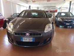 Marrone Usata 2010 Fiat Bravo Emotion Due volumi | 4300 € (Cara)