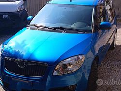 Blu Usata 2009 Skoda Roomster Monovolume | 5500 € (Molto cara)