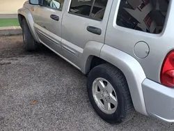 Usata 2004 Jeep Cherokee Limited SUV | 4500 € (Buon prezzo)