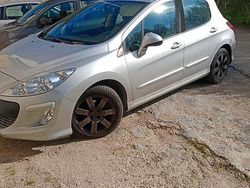 Grigio Usata 2007 Peugeot 308 Tre volumi | 1800 € (Buon prezzo)