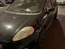 Nero Usata 2006 Fiat Grande Punto Active Due volumi | 2000 € (Buon prezzo)