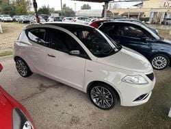 Beige Usata 2015 Lancia Ypsilon Platinum Due volumi | 7400 € (Buon prezzo)