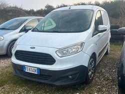 Bianco Usata 2015 Ford Tourneo Courier Titanium Monovolume | 5500 € (Ottimo prezzo)