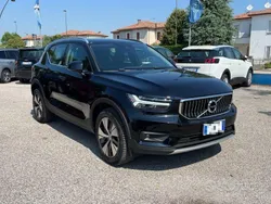 Nero metallizzato Usata 2021 Volvo XC40 Inscription SUV | 21.900 € (Super prezzo)