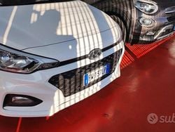 Bianco Usata 2019 Hyundai i20 Advanced Tre volumi | 9499 € (Buon prezzo)