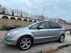 Grigio Usata 2007 Ford S-MAX Monovolume | 6000 € (Molto cara)
