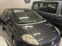 Grigio Usata 2007 Fiat Grande Punto Due volumi | 3990 € (Buon prezzo)