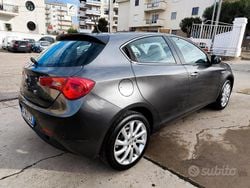 Grigio Usata 2013 Alfa Romeo Giulietta Progression Tre volumi | 8500 € (Buon prezzo)