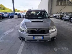 Grigio Usata 2010 Subaru Forester SUV | 7900 € (Buon prezzo)
